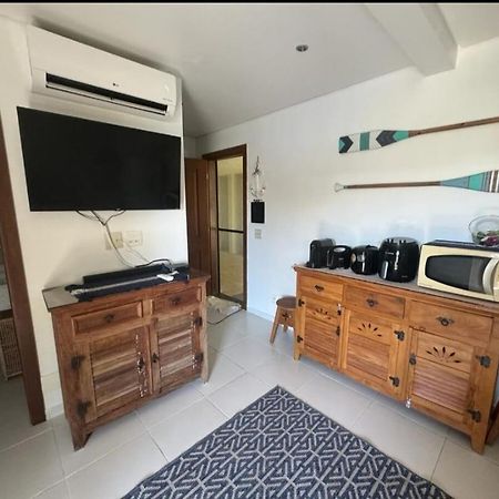 Residencia Em Condom, 1 Ou 2 Suites, Vista Para O Mar, Praia Do Curral, Ilhabela Esterno foto