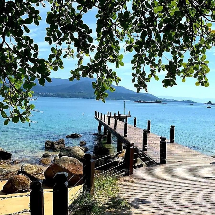 Residencia Em Condom, 1 Ou 2 Suites, Vista Para O Mar, Praia Do Curral, Ilhabela Esterno foto