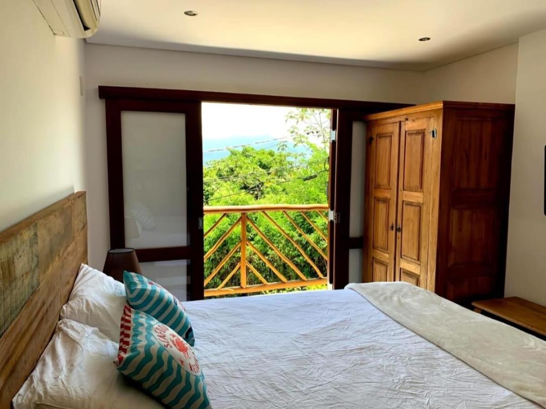 Residencia Em Condom, 1 Ou 2 Suites, Vista Para O Mar, Praia Do Curral, Ilhabela Esterno foto